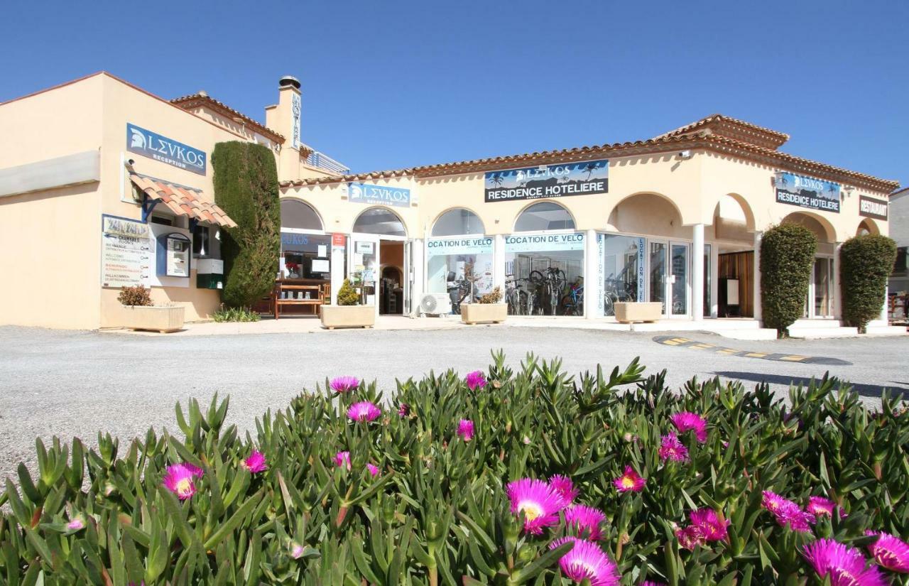 Hotel Le Leukos Льокат Екстериор снимка